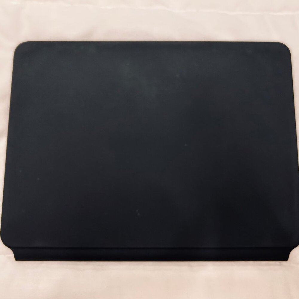 Apple Magic Keyboard Folio Dual English / Russian – iPad Pro 11" (2020) & Air - Picture 4 of 6
